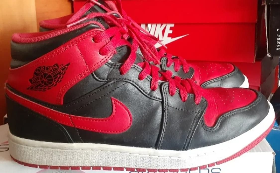 나이키 에어 조던 1 미드 블랙 파이어레드 275 상품이미지3
