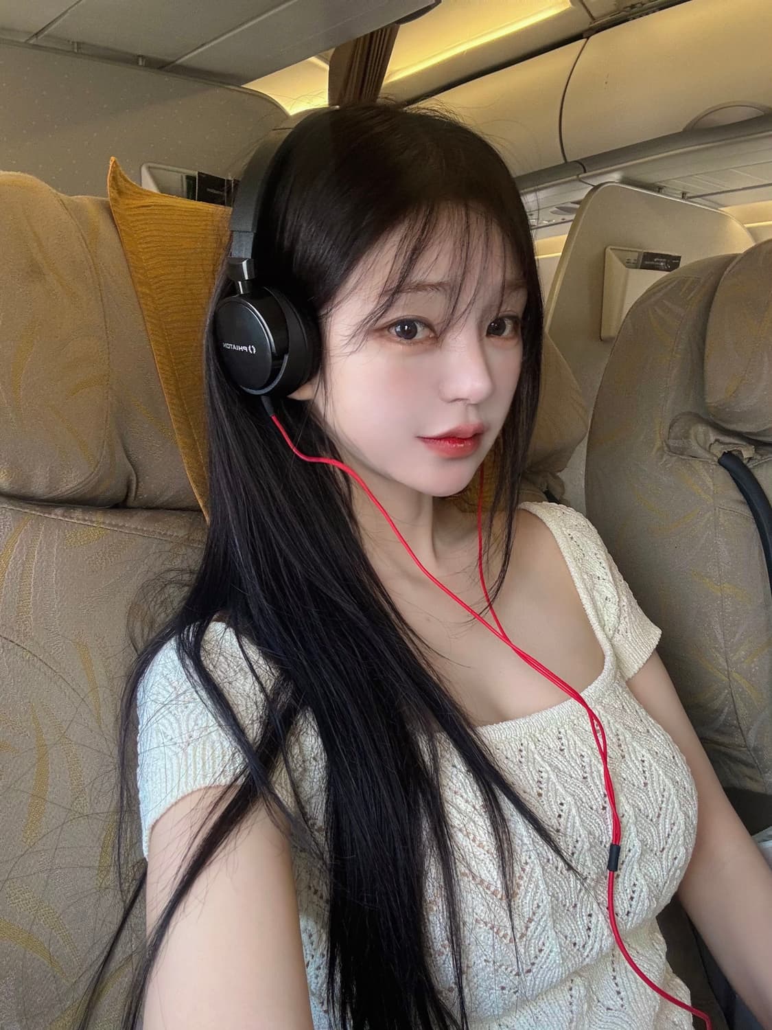 카인다미 스퀘어넥 물결 니트 크림 상품이미지2