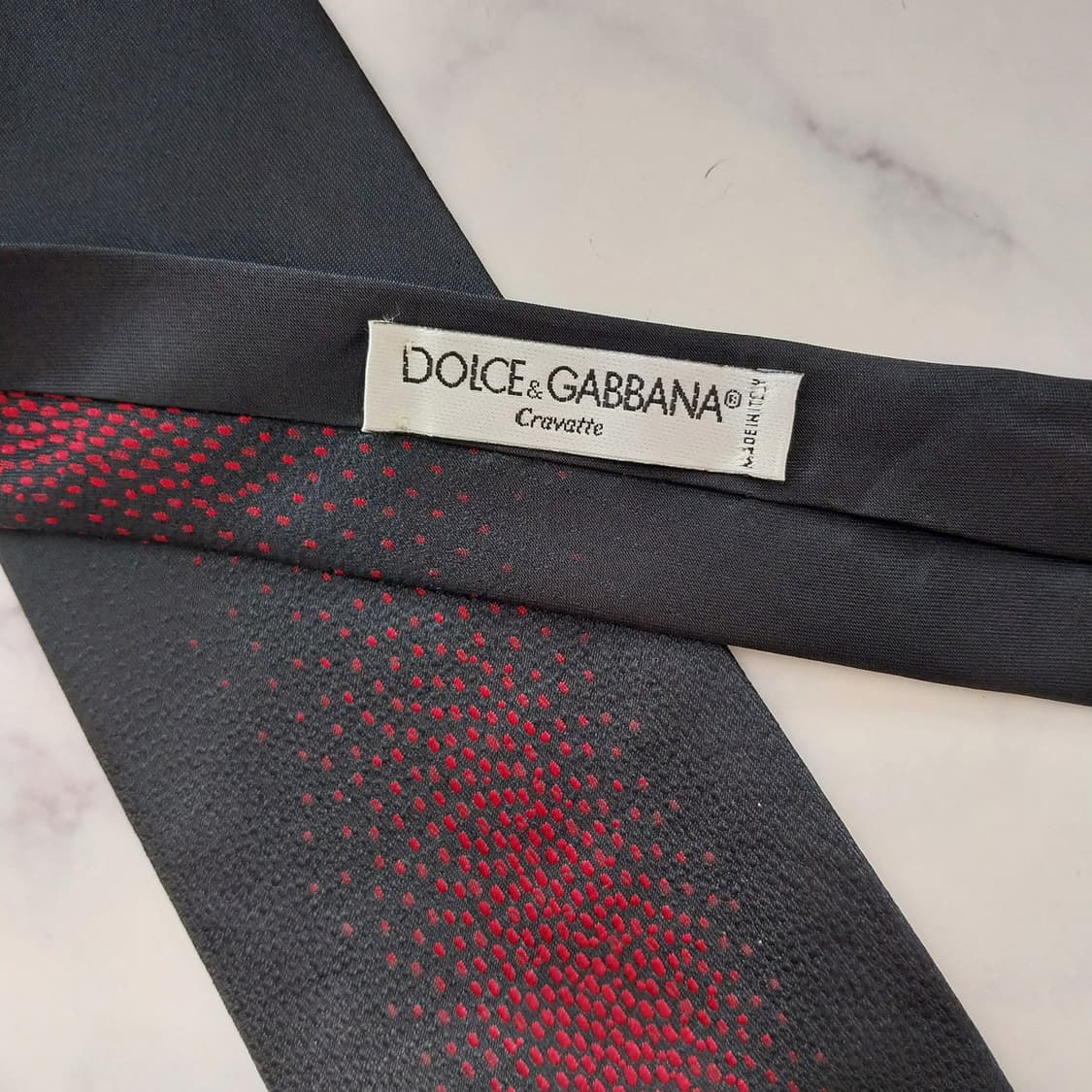 돌체앤가바나 실크 블랙&레드 포인트 넥타이 9.9cm 새상품 K1377
 상품이미지8