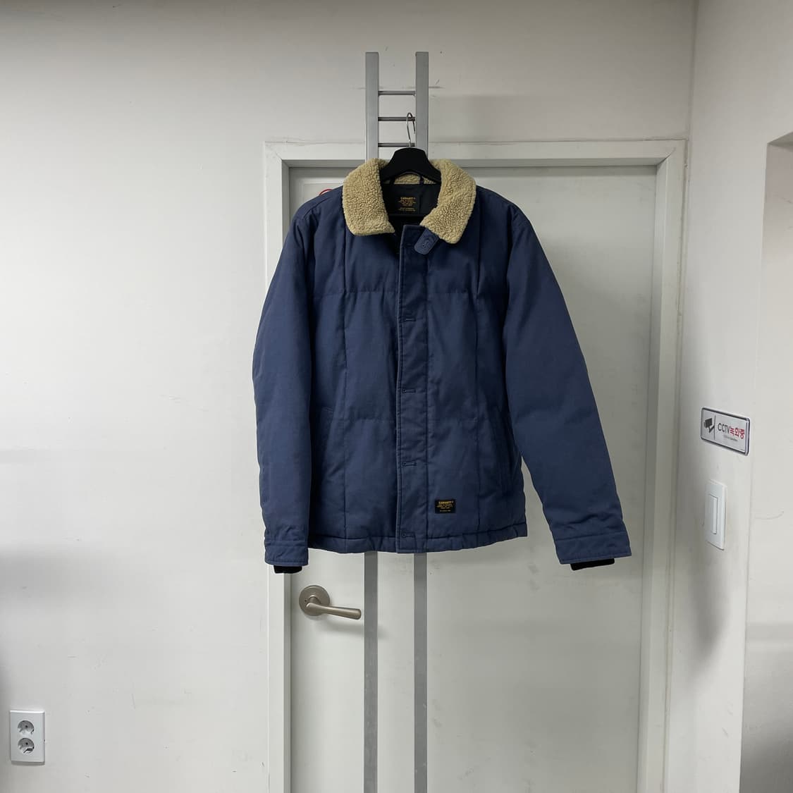 칼하트 패딩 자켓 M 상품이미지1