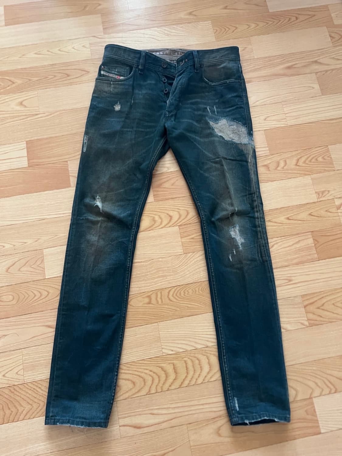디젤 테파 슬림 캐럿 디스트로이드 진 made in italy 상품이미지2