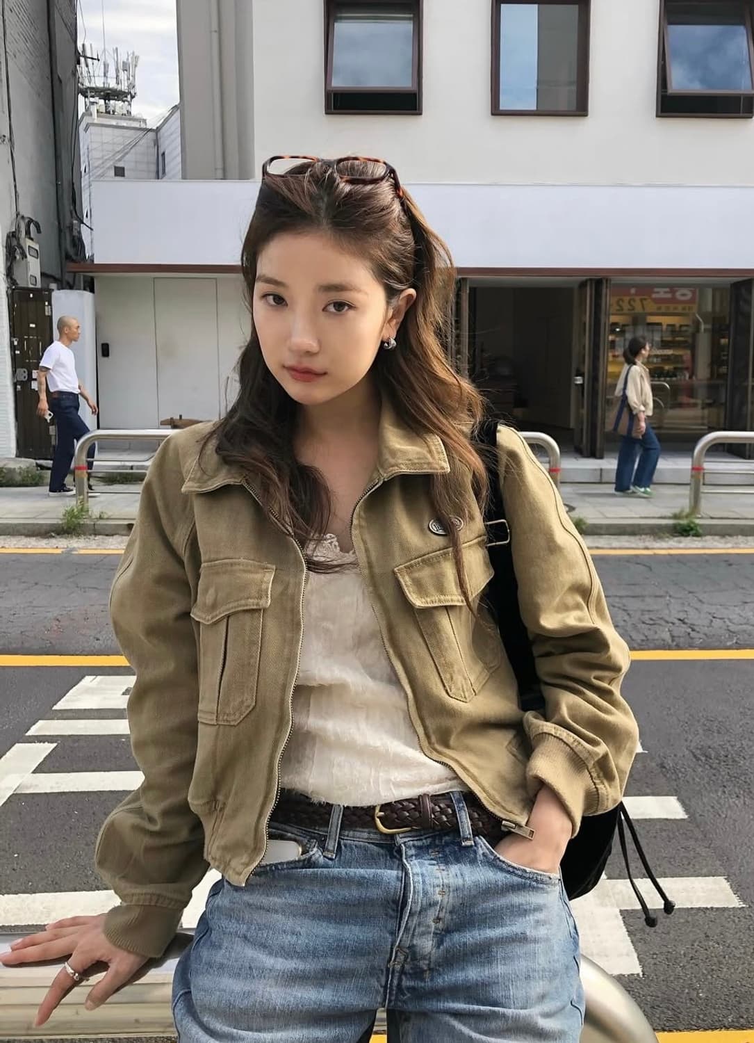 더바넷 Tessie Cotton Blouson 카멜 색상 상품이미지1