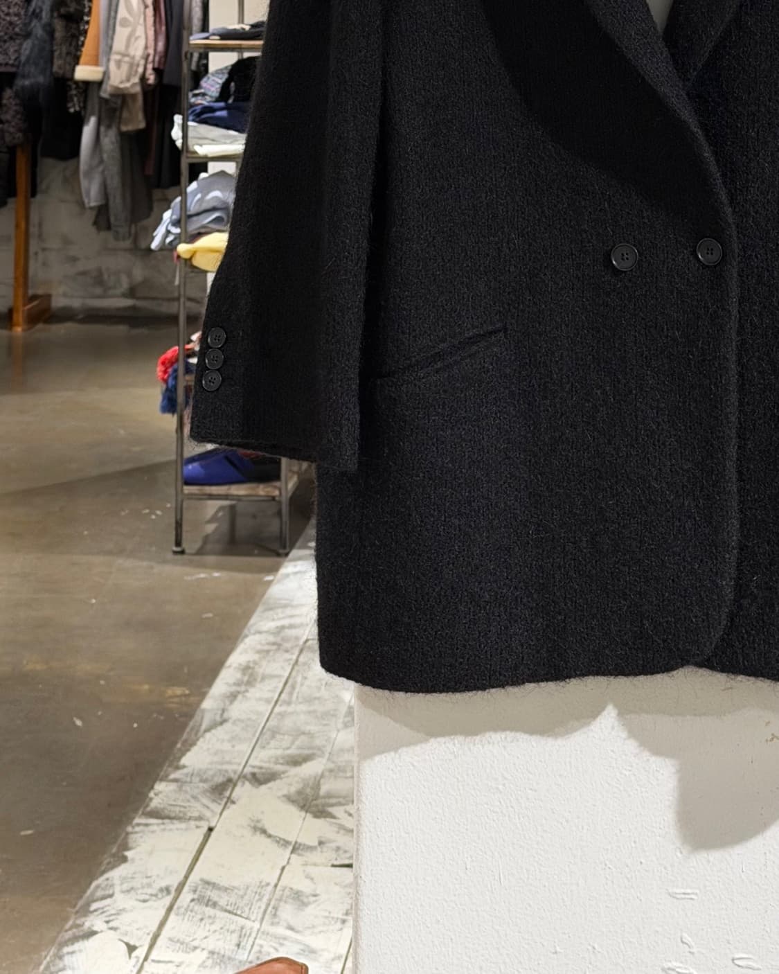 라르디니 블랙 시그니처 플라워 브로치 부클레 코트 상품이미지5