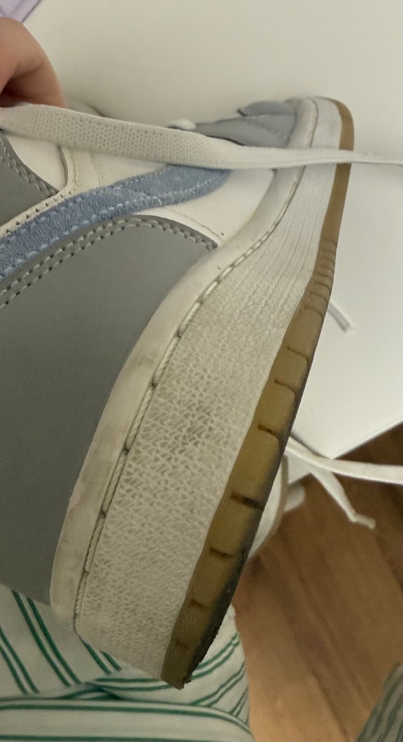 조던 미드 울프그레이 220 상품이미지4