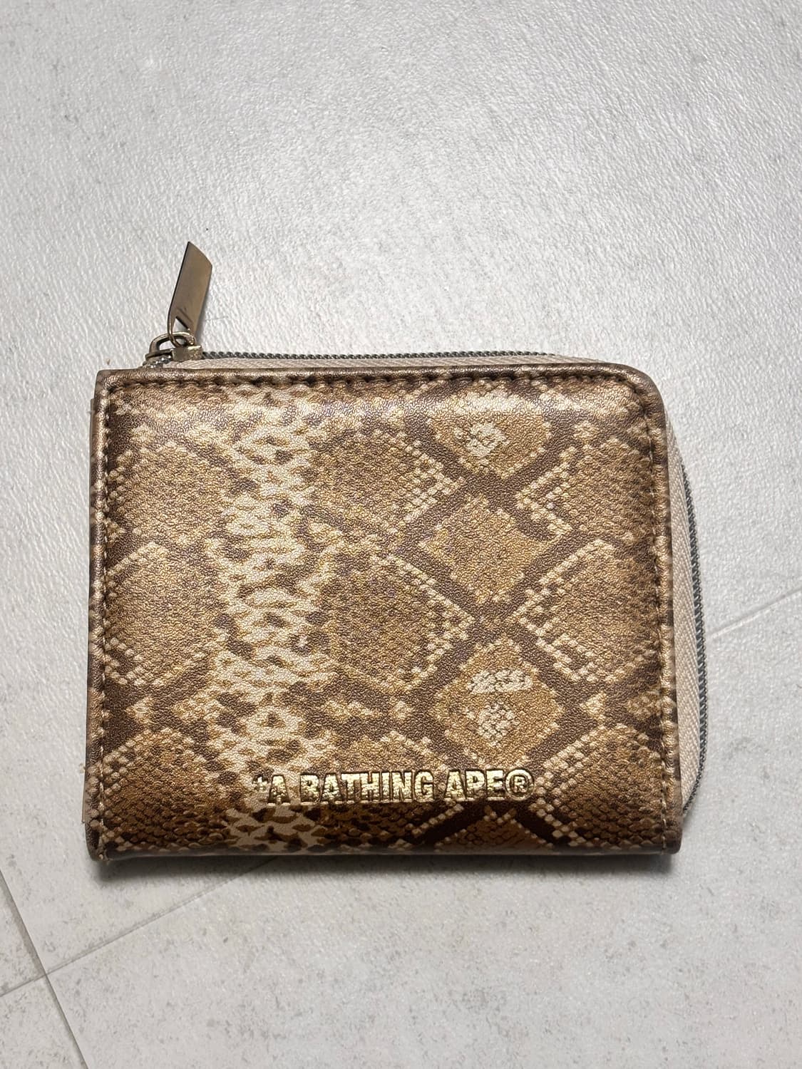 베이프 뱀피 지갑 상품이미지1