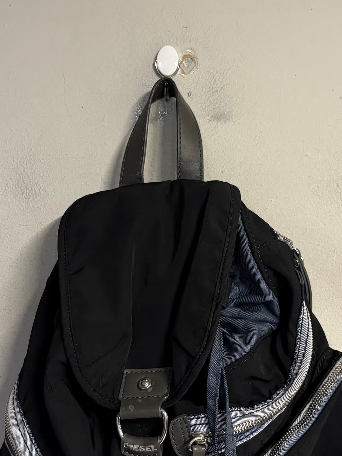 DIESEL multi pocket nylon backpack  상품이미지2