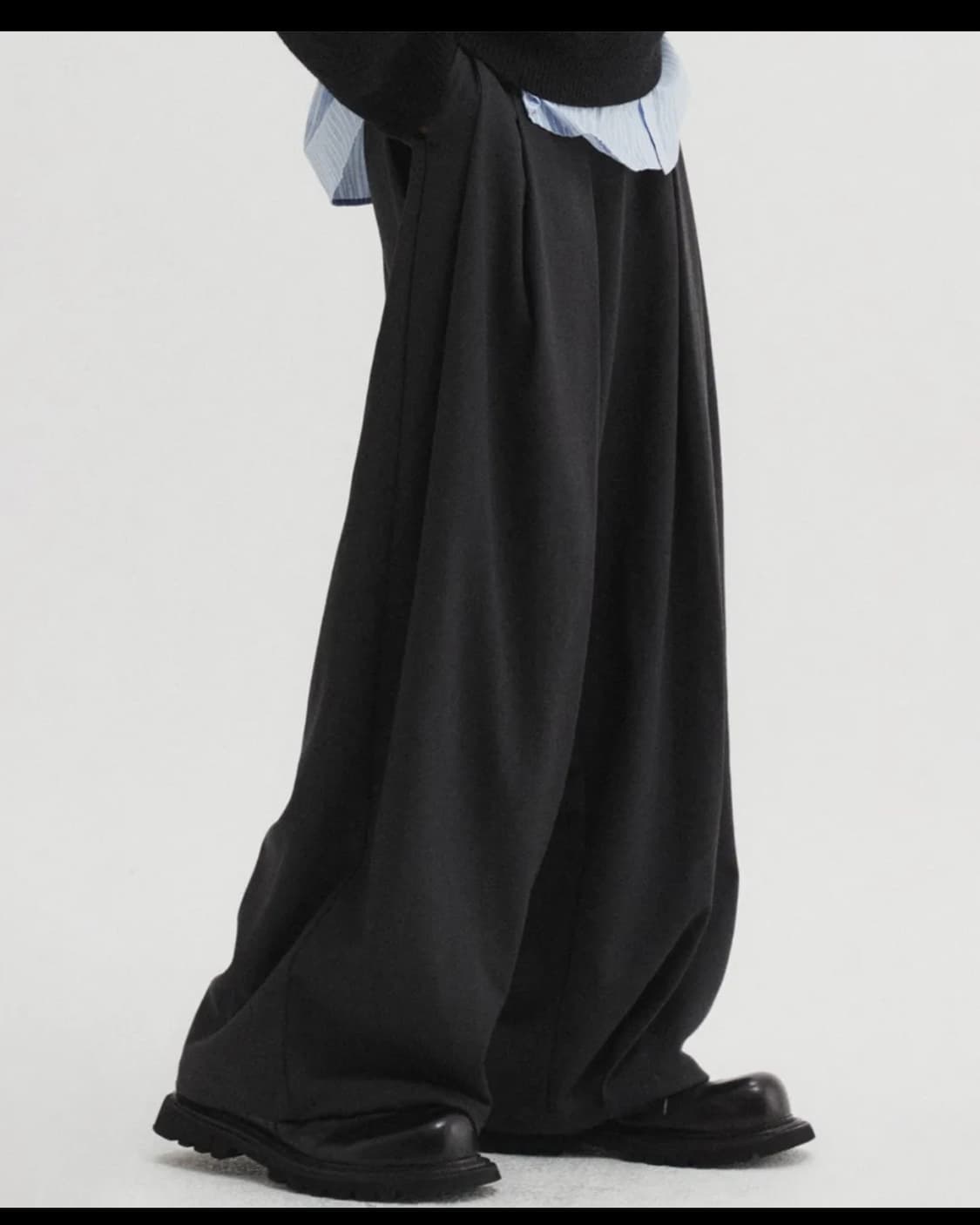 DNSR 멀티 플리츠 와이드 슬랙스 차콜 상품이미지1