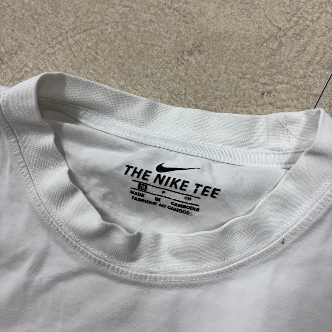 나이키 멀티로고 화이트 반팔티 상품이미지3