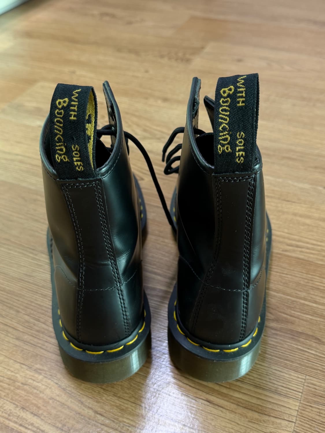 닥터마틴 1460 스무스 블랙 색상 워커 상품이미지4