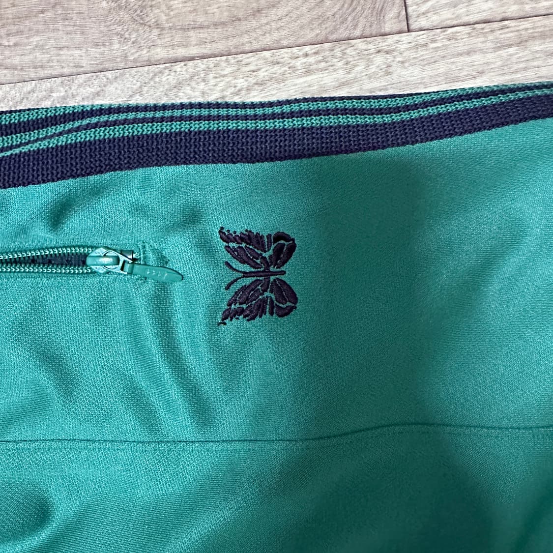 니들스 HD트랙팬트 상품이미지4