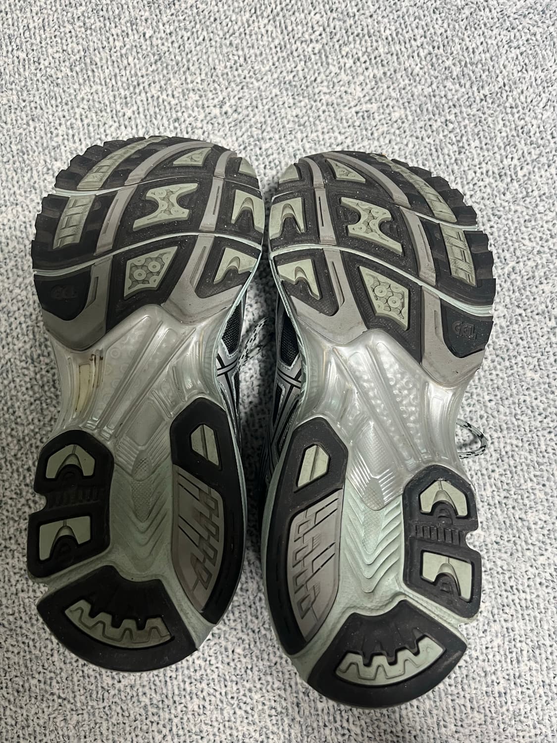 아식스 젤 님버스 10.1 퓨어 실버 270 사이즈 상품이미지5