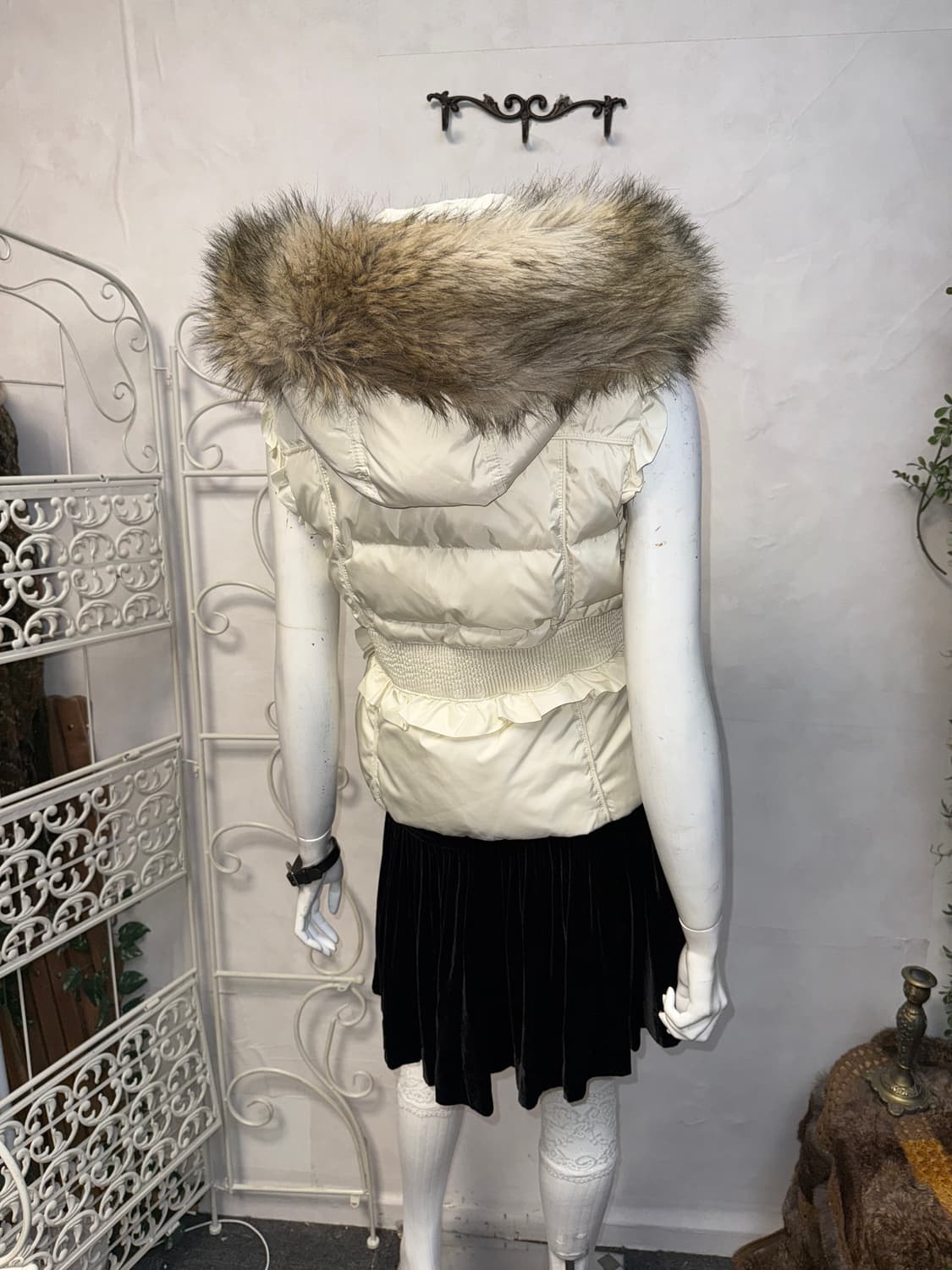 Juicy Couture fur hood padding vest 상품이미지8