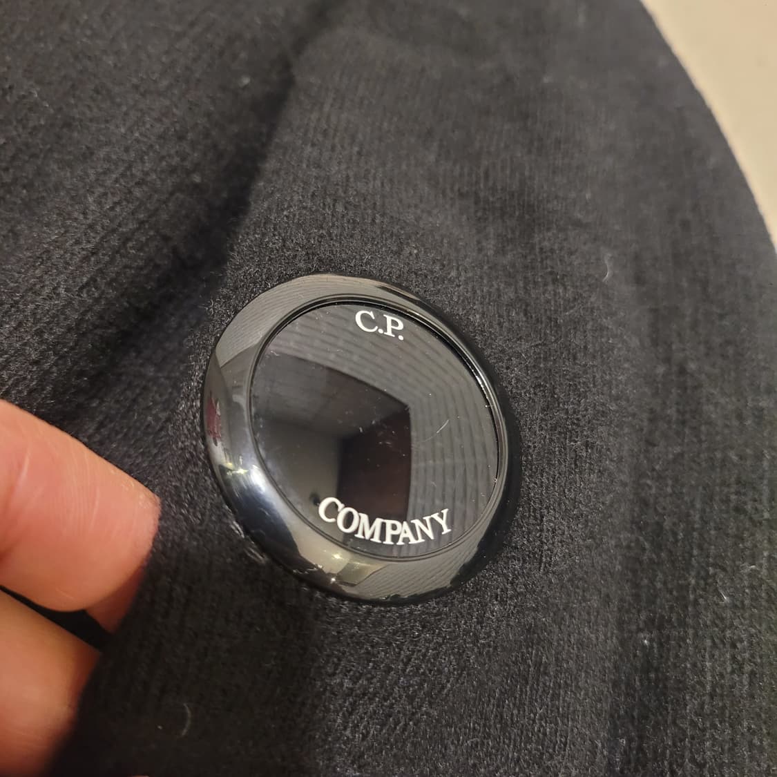 CP컴퍼니 렌즈와펜 집업 가디건 50 상품이미지4