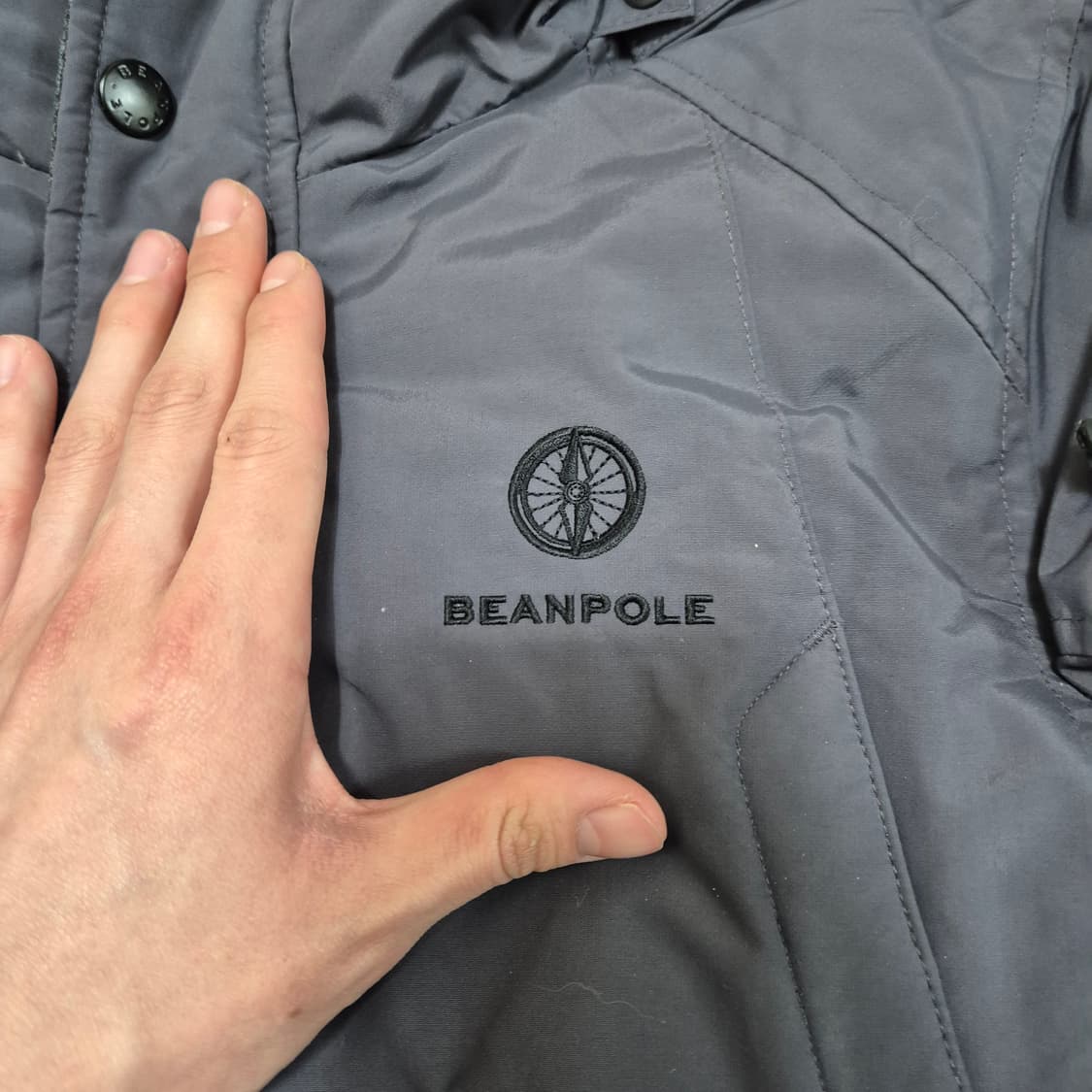 빈폴 아웃도어 여성 사이드와펜 덕다운 후드 패딩 점퍼 XS(85) 상품이미지5