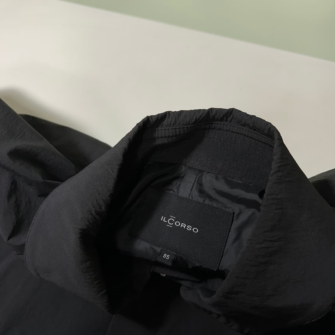 M 95 일꼬르소 블랙 간절기용 나일론 트렌치코트 상품이미지2