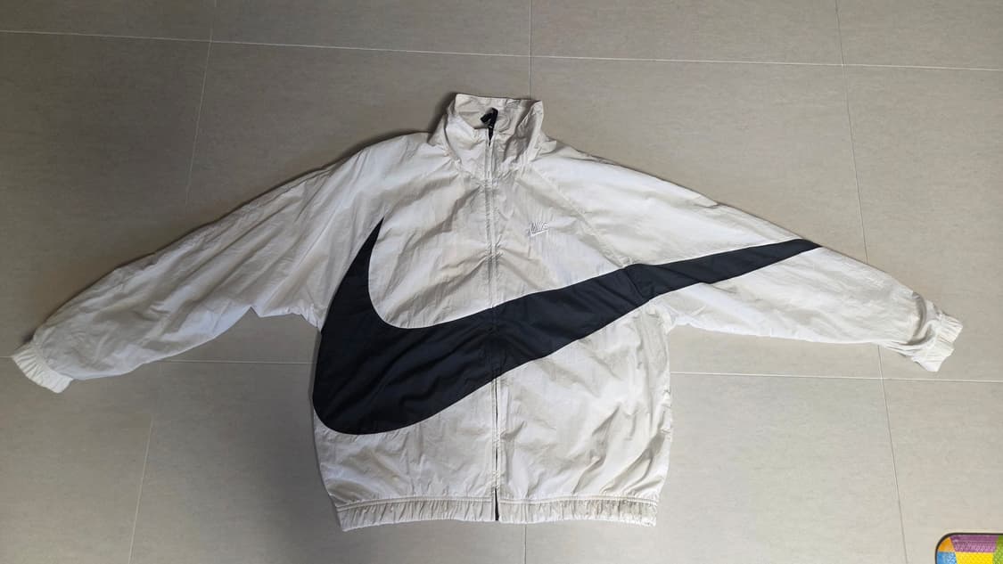 나이키 빅스우시 스테이트먼트  바람막이 점퍼 상품이미지3