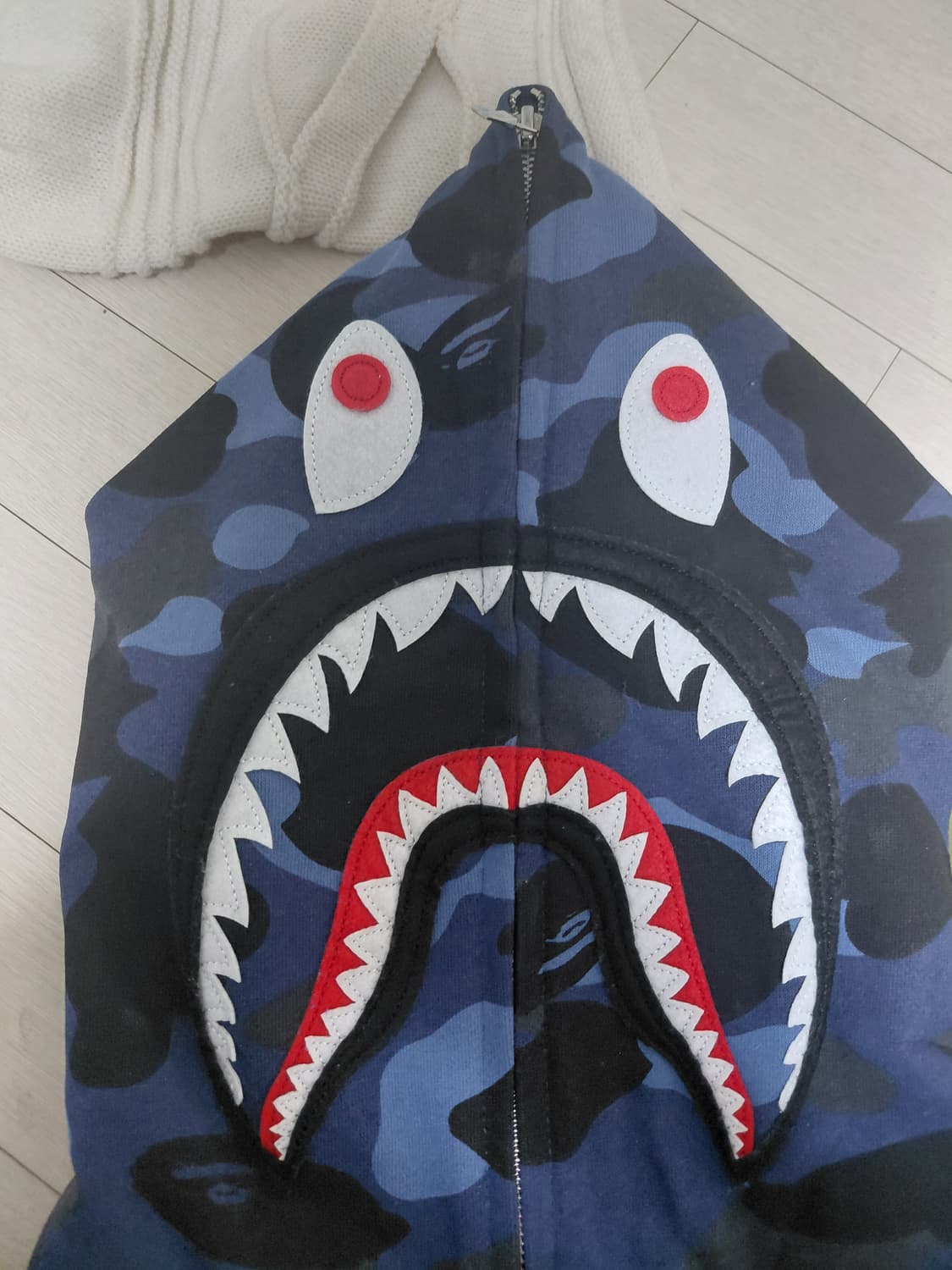 베이프 샤크후드집업 청계 정품 l사이즈 상품이미지2