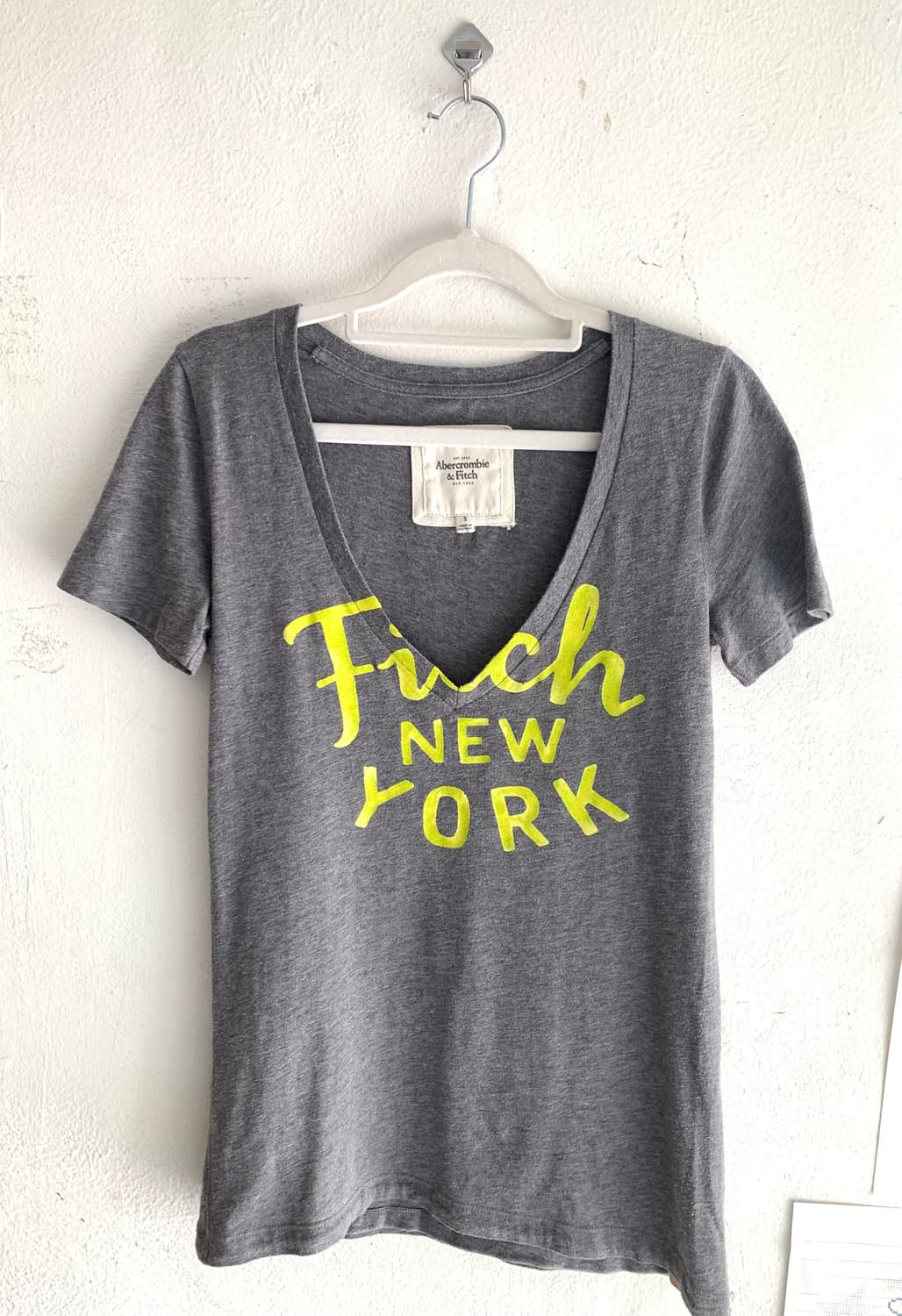 Abercrombie v neck half t 상품이미지1