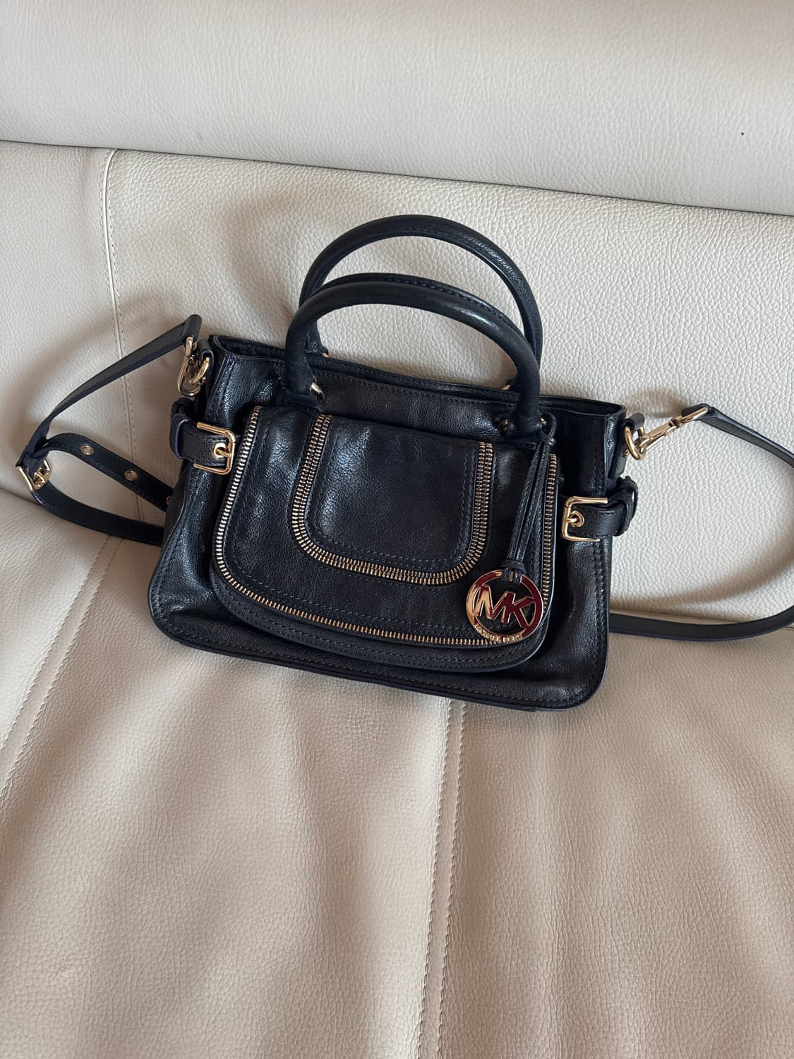 마이클 코어스 네이비 가죽 숄더백 상품이미지1