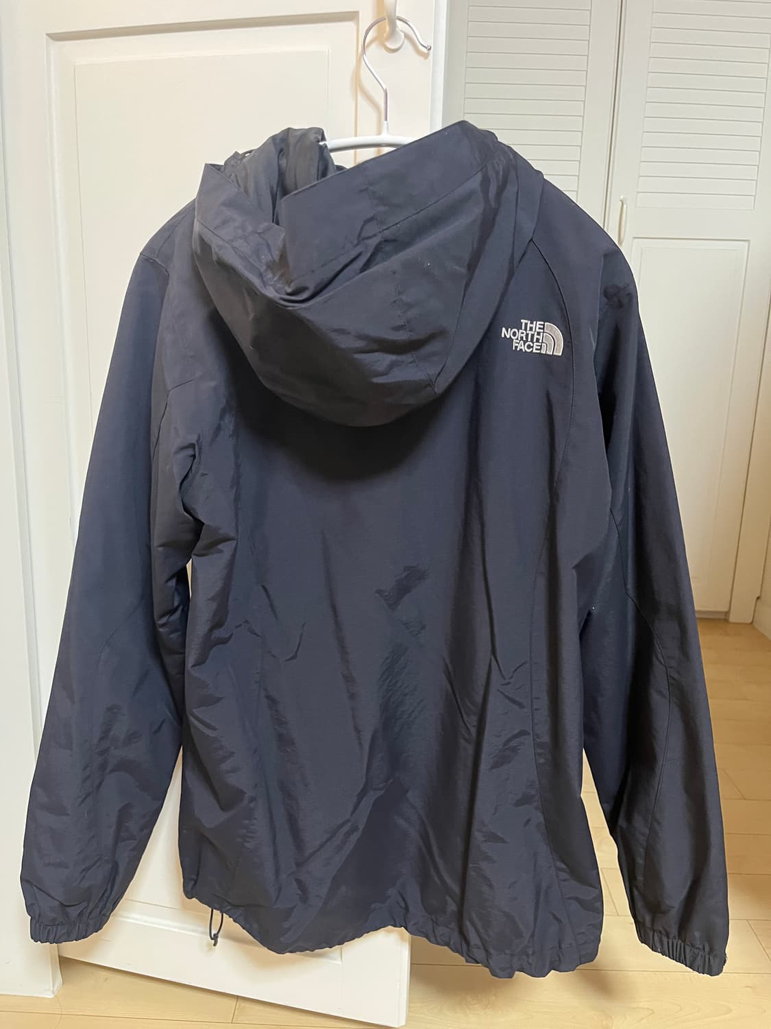 노스페이스 바람막이 블랙 상품이미지2