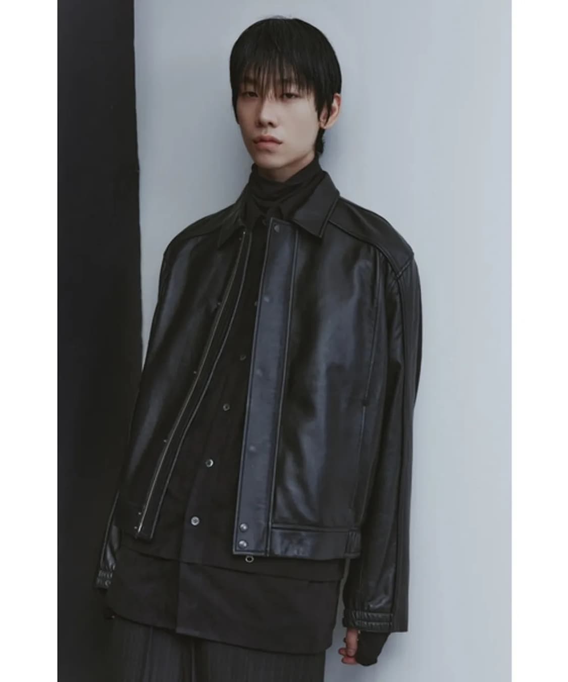 유스 youth 핑거홀 터틀넥 티셔츠 블랙 상품이미지4