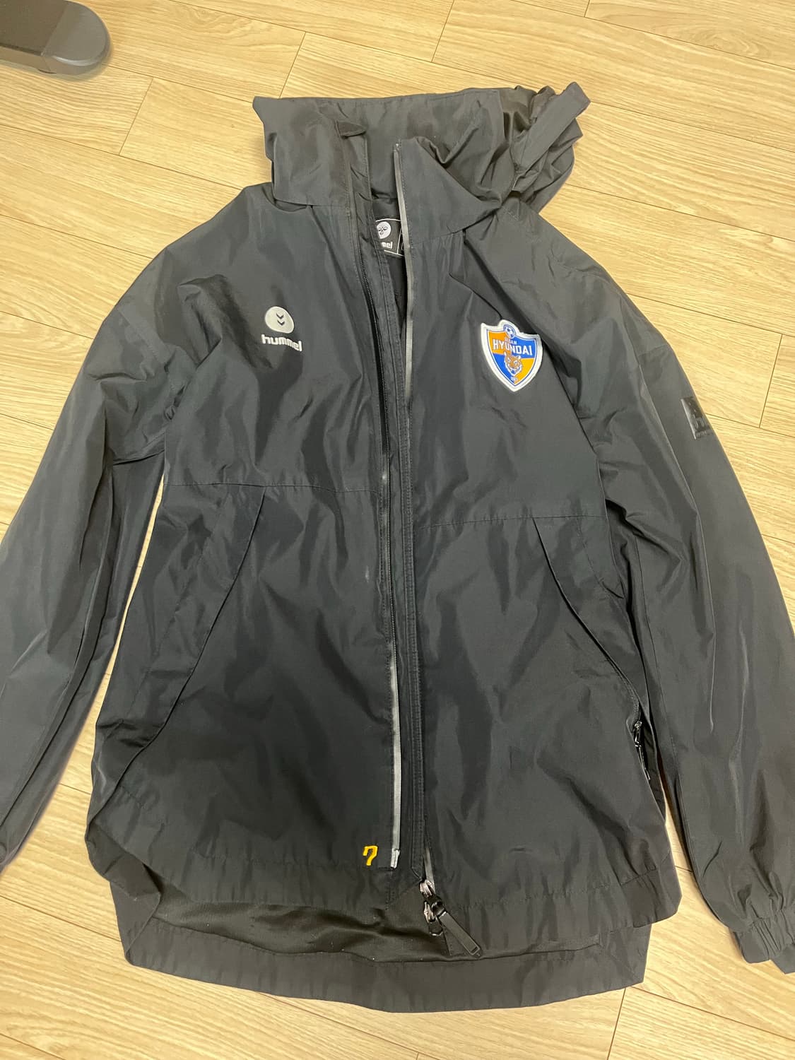 울산현대 험멜 바람막이 상품이미지1