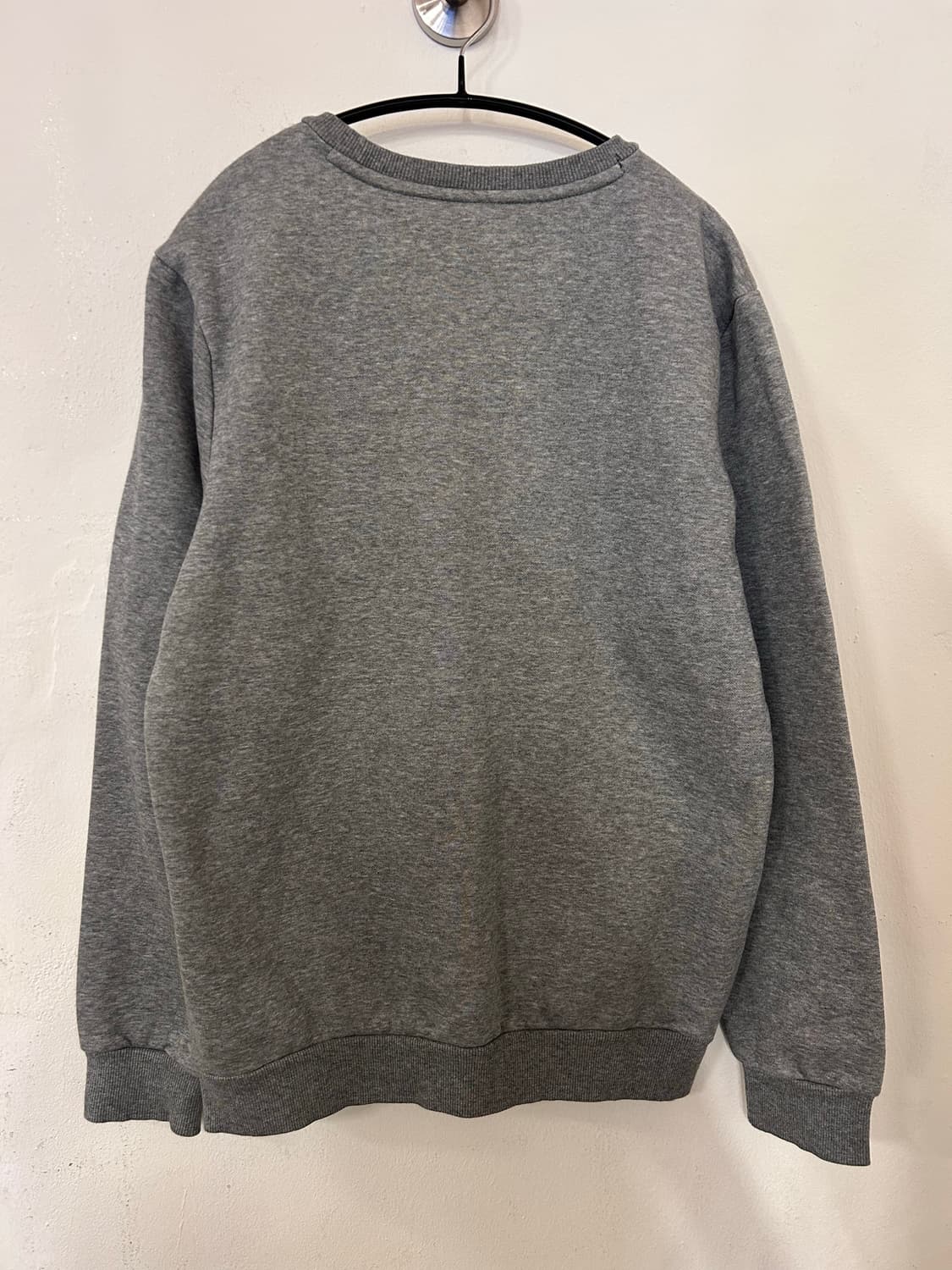 푸마 맨투맨 그레이 (실측 남성 S) 상품이미지5