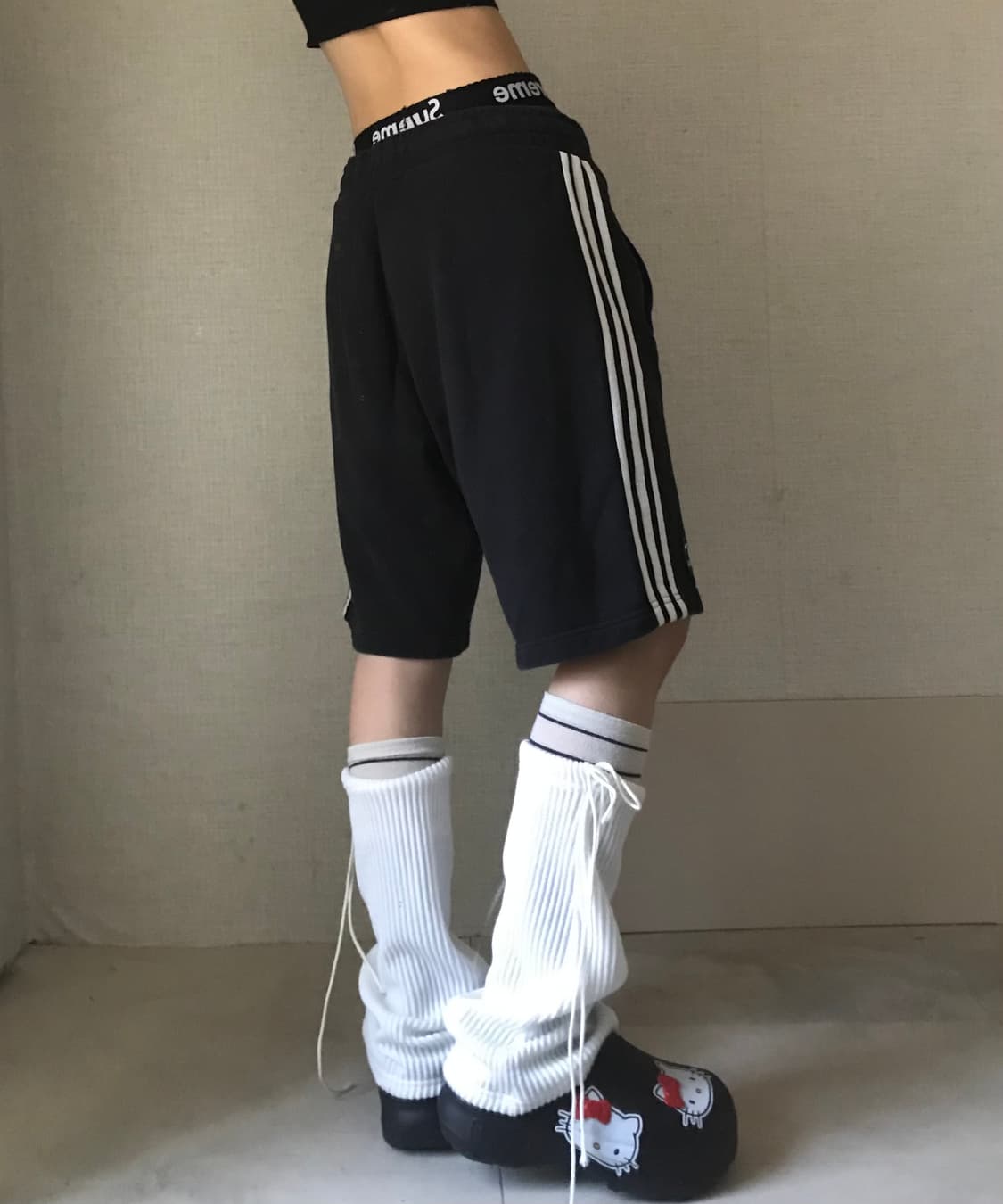 아디다스 블랙 삼선 하프팬츠 상품이미지4