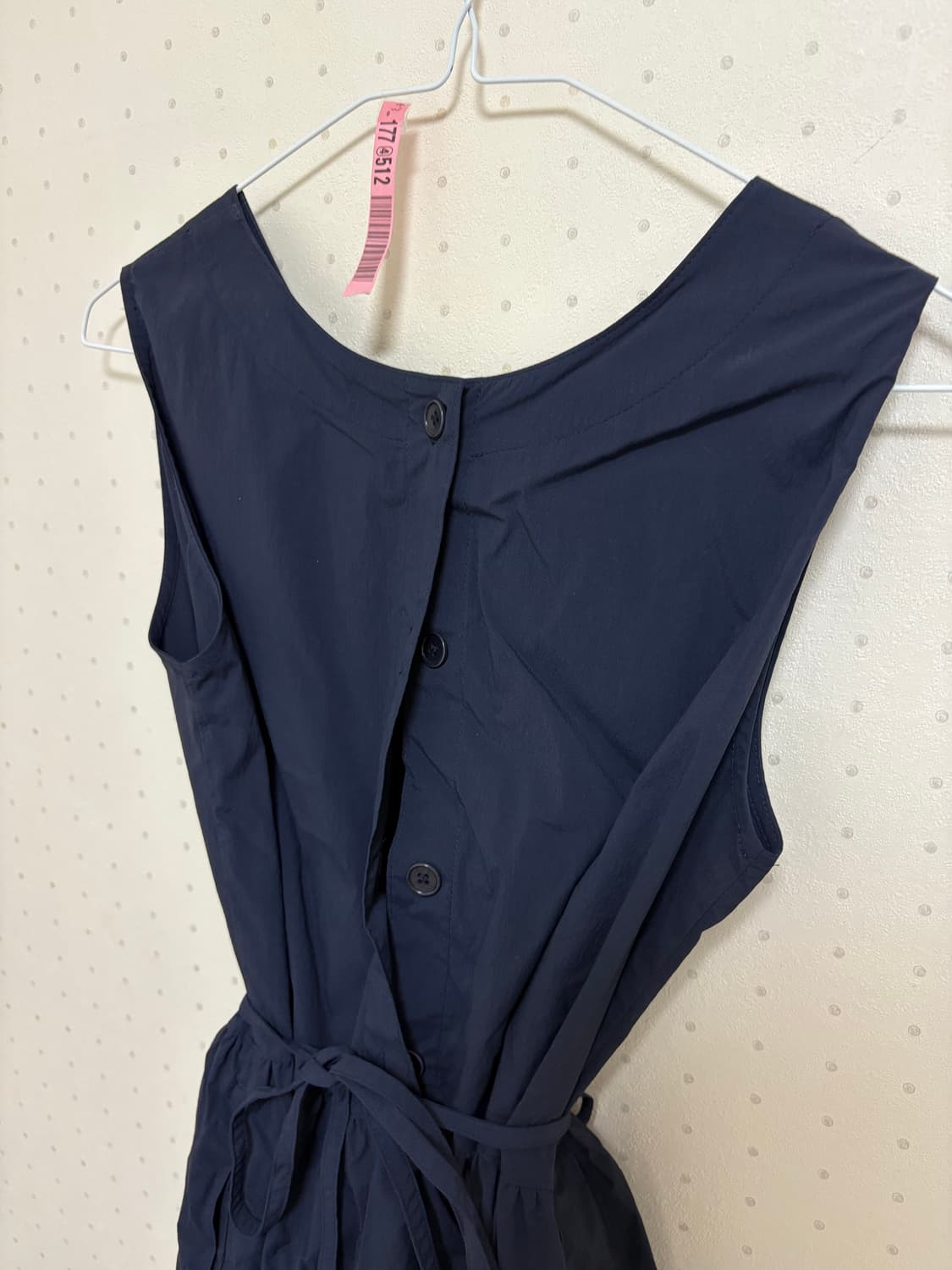 네이더스 네이비 원피스 판매해요/실착1회 상품이미지4