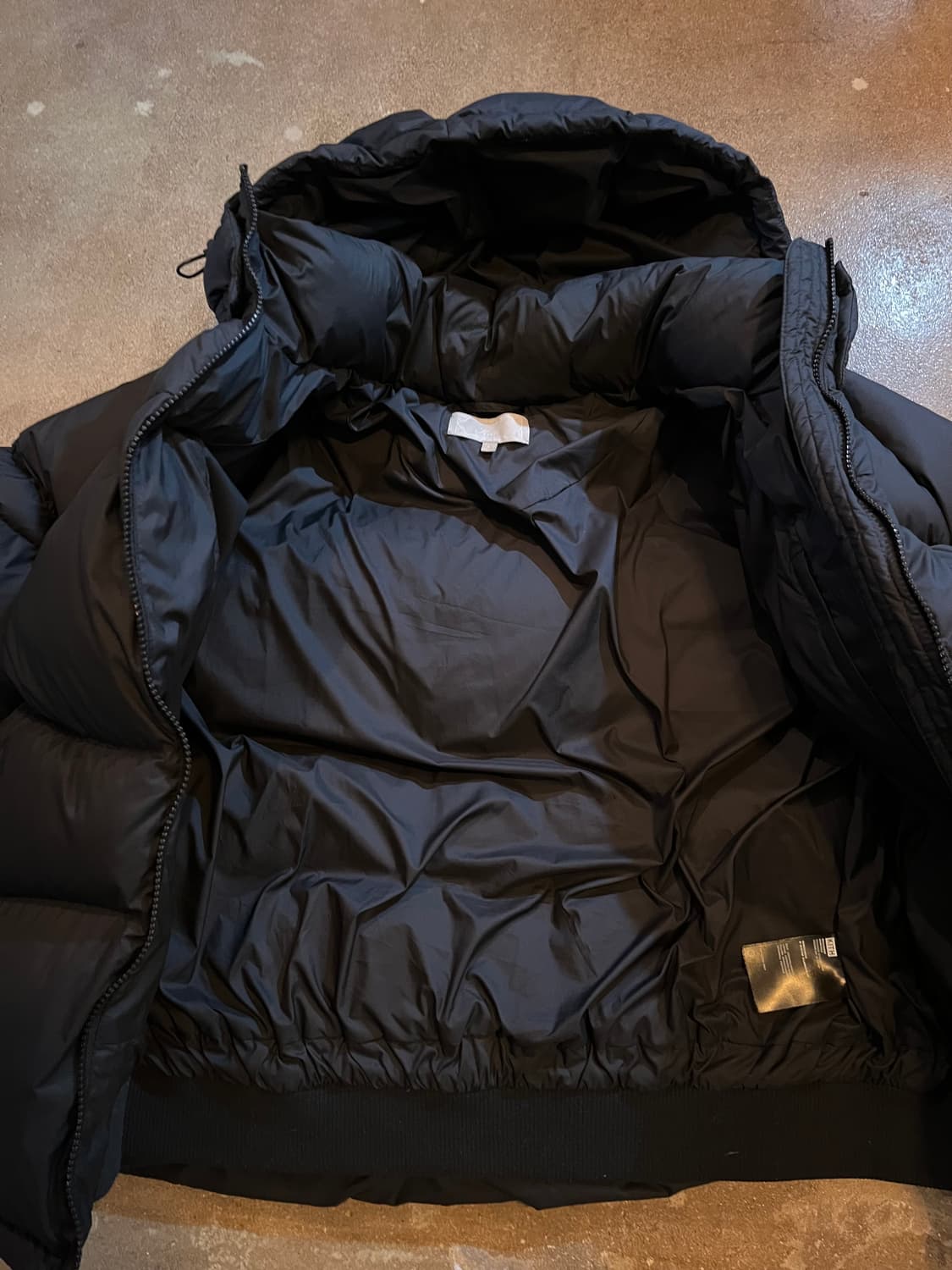 Kith 클래식 다운 퍼퍼 패딩자켓 상품이미지7