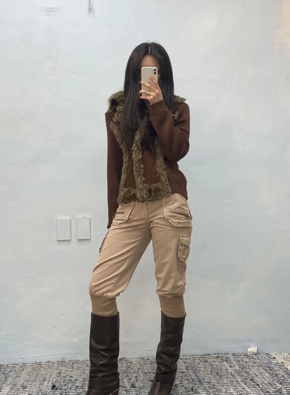 [9251]Burberry beige cargo pants 상품이미지3