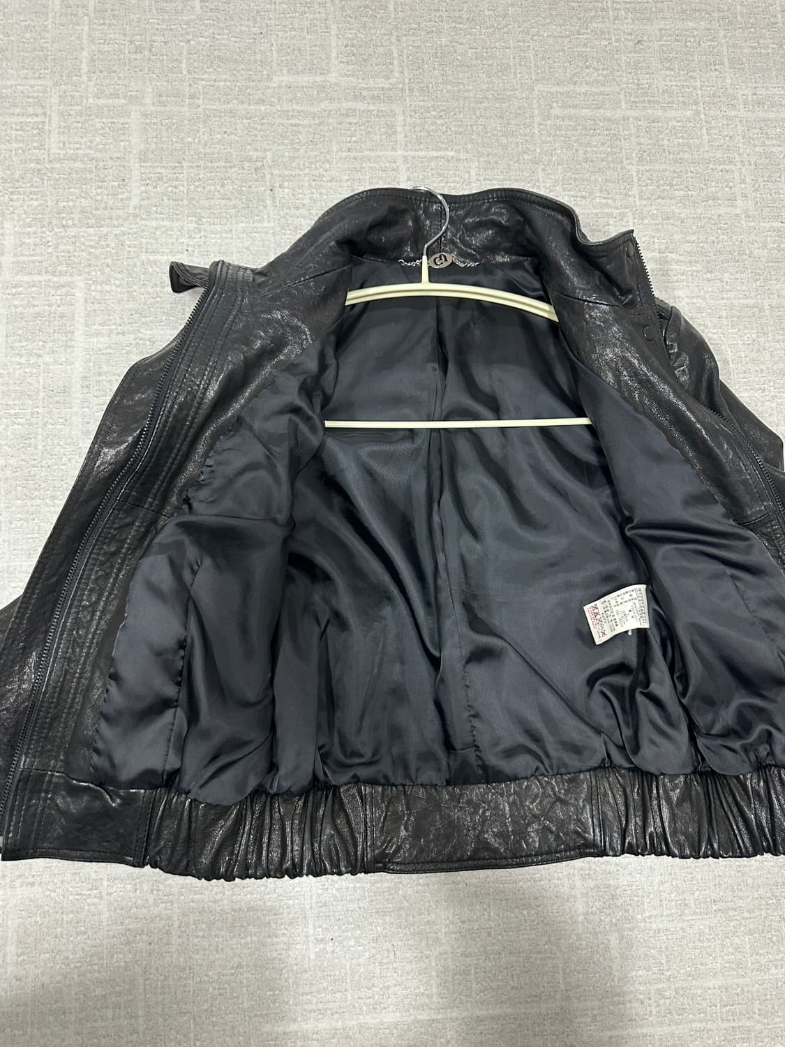 Guess 양가죽 빈티지 숏 자켓 상품이미지10