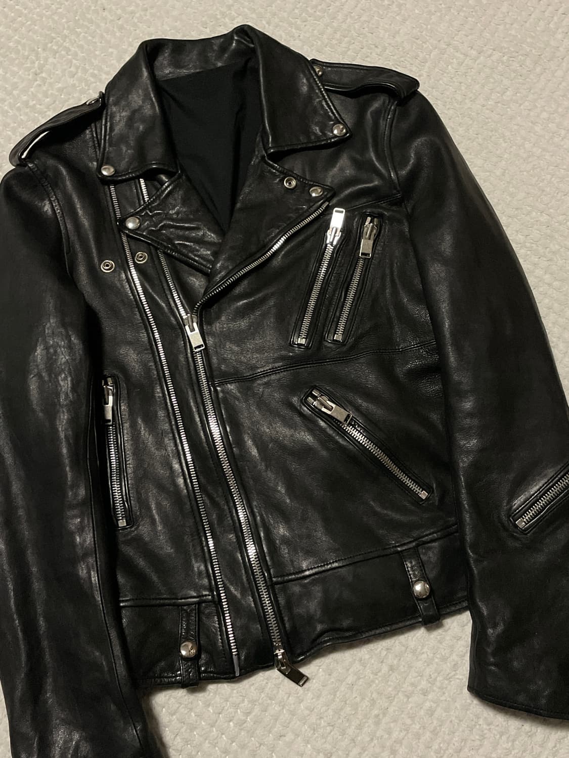 광희시장 웨스턴 무드 양가죽 2WAY 사선 지퍼 디테일 절개 레더 자켓 상품이미지6