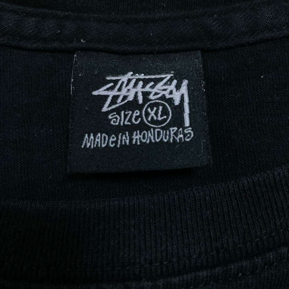 스투시 다이스 빅로고 블랙 반팔티 상품이미지4