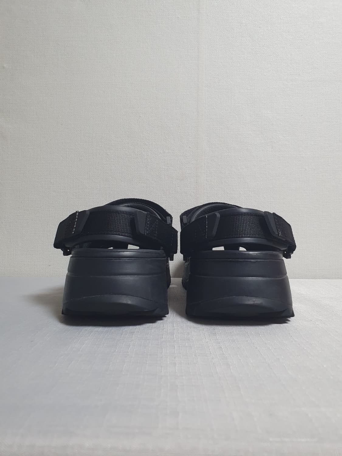 크록스 클래식 하이커 클로그 샌들 블랙 230mm 상품이미지5