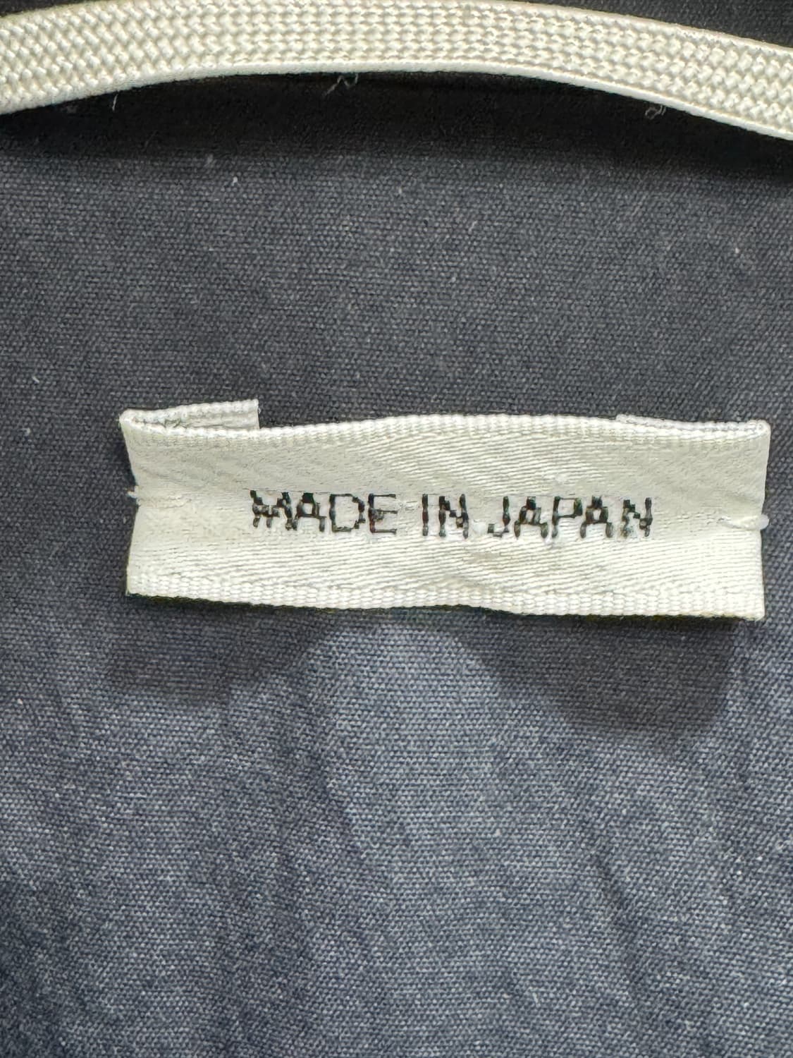 톰브라운 암밴드 나일론 셔츠 자켓 2사이즈  상품이미지2