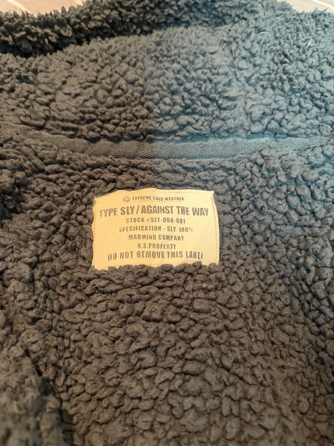 SLY 슬라이 카키 하이넥 스트랩 코트 상품이미지4