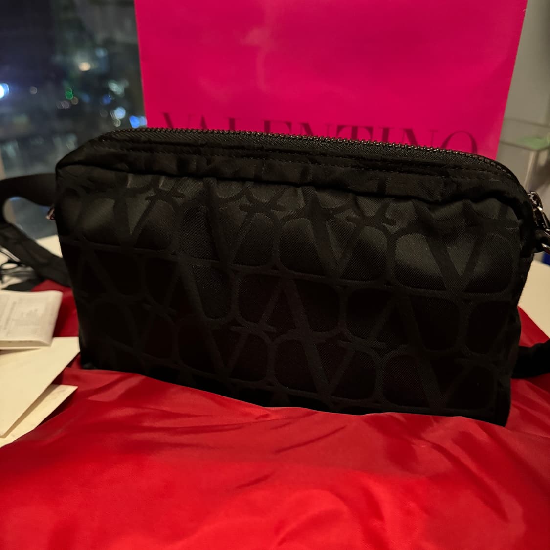 발렌티노 X 포터 가라바니 탱커 숄더백 OS 풀구성 상품이미지6