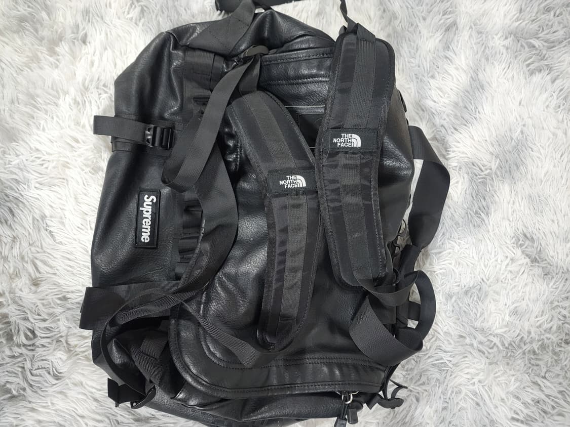 슈프림 x 노스페이스 가방 블랙 상품이미지2