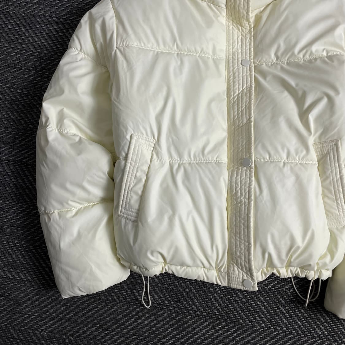 빈티지 우먼스 글로시 크롭 패딩 화이트y 3113 상품이미지4