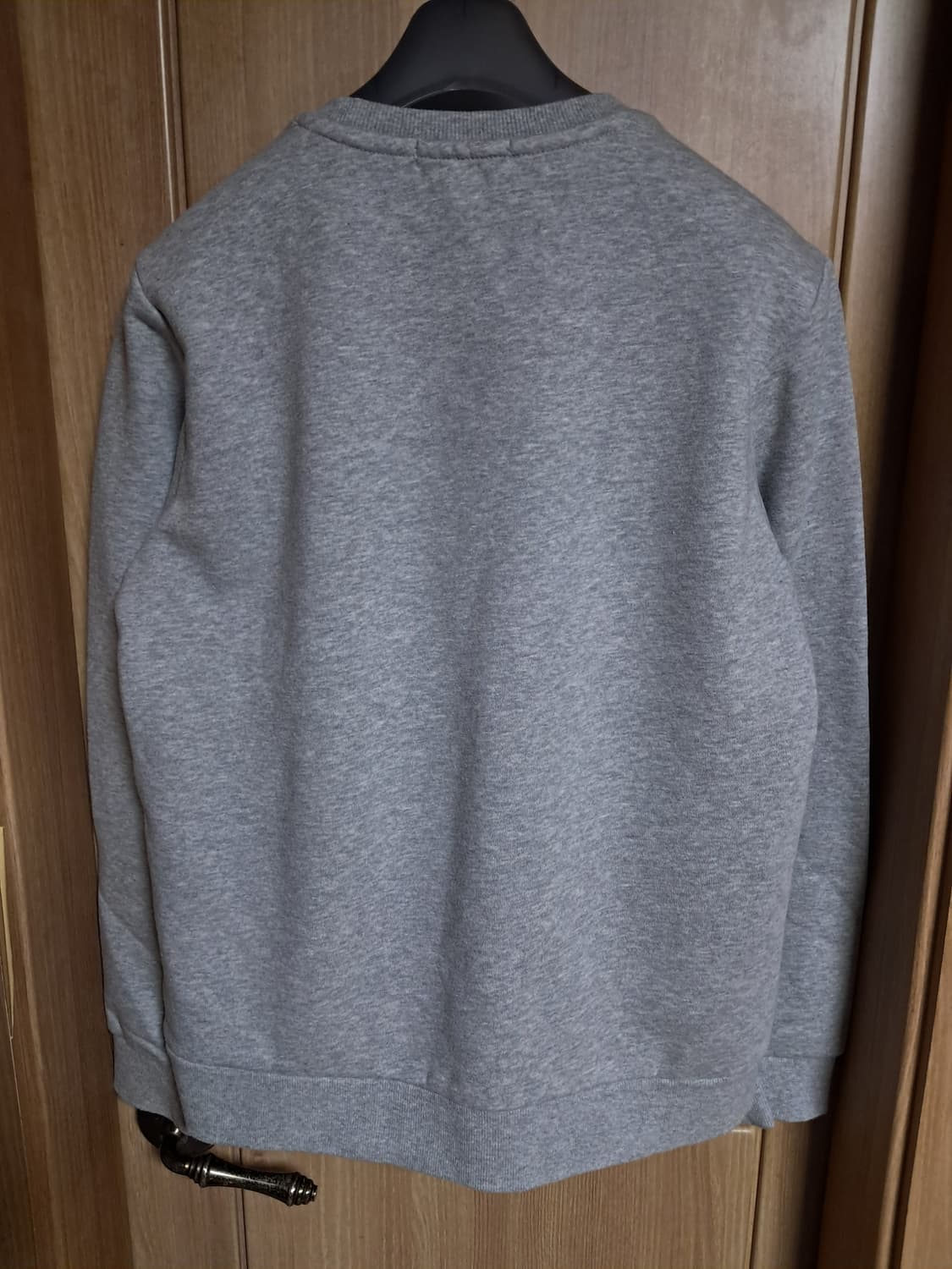 게스 맨투맨 M 상품이미지3