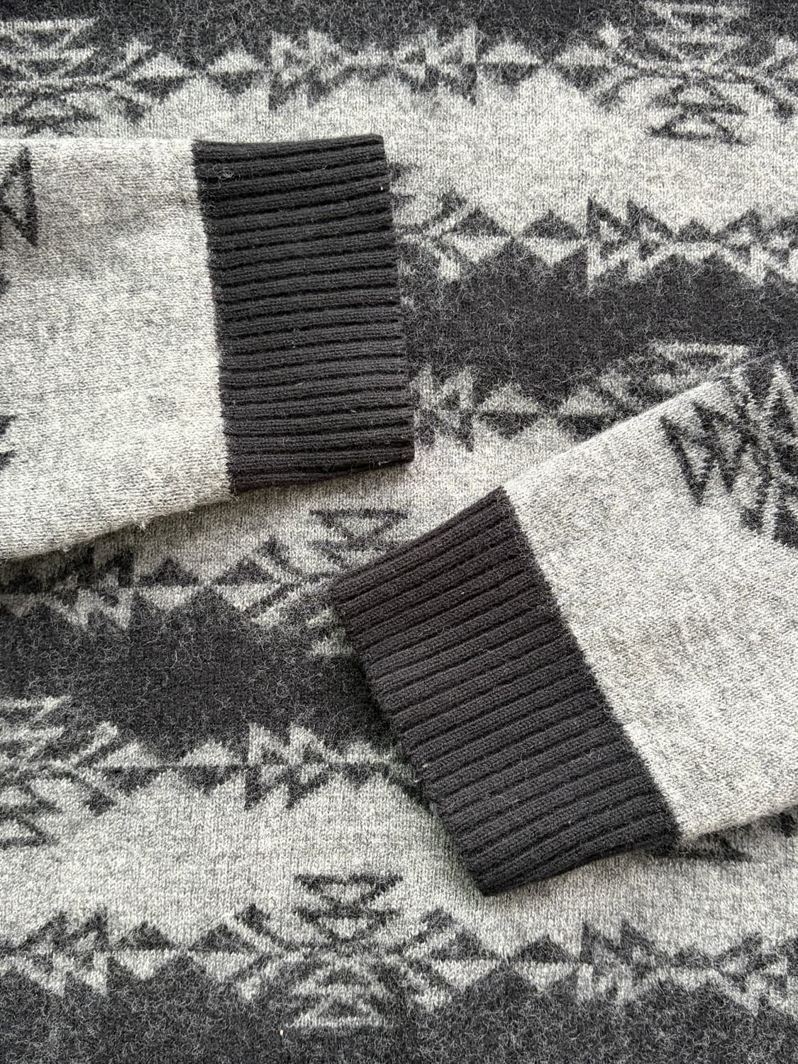 칼하트 WIP Zachary Sweater 스웨터 L (100) 상품이미지3