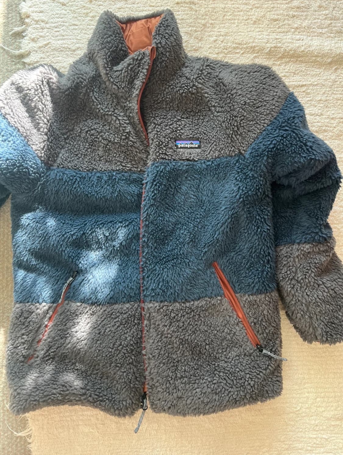파타고니아 리버서블 다운패딩 xs 후리스 패딩  상품이미지4