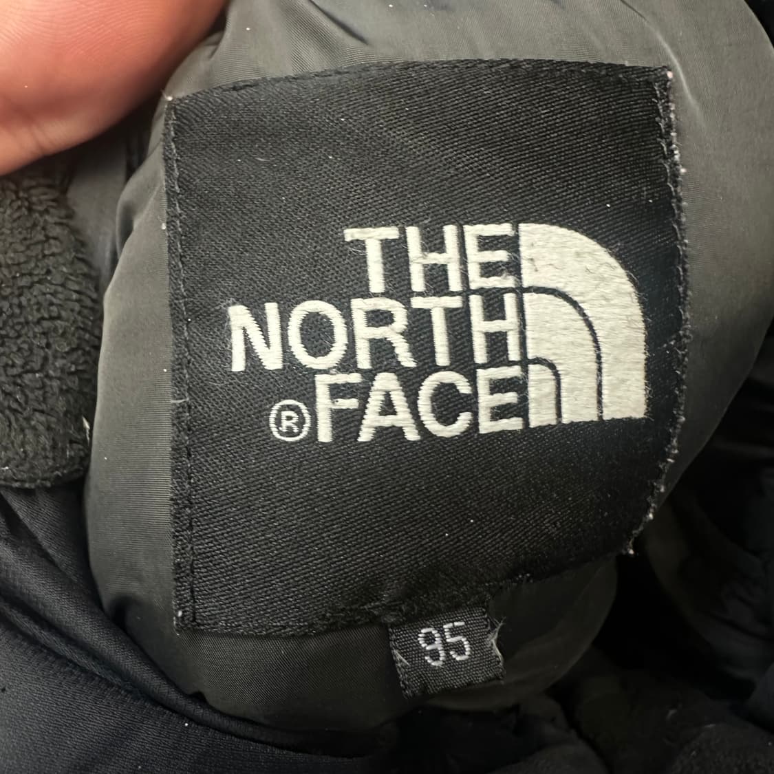 노스페이스 700 하이벤트 블랙숏패딩 95 상품이미지5