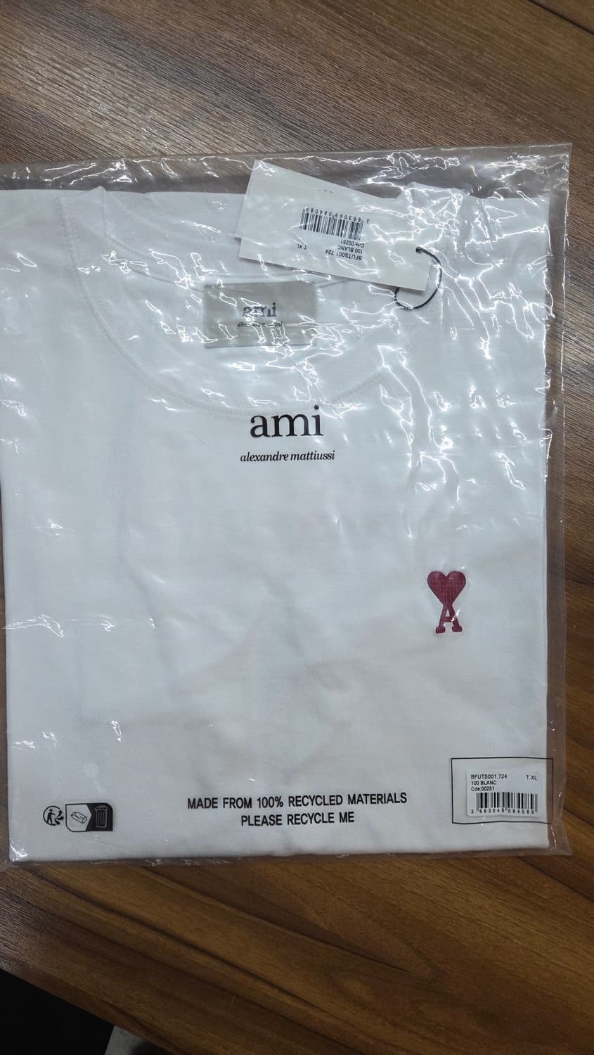 아미 스몰 하트 로고 반팔티 화이트 XL(새상품) 상품이미지1