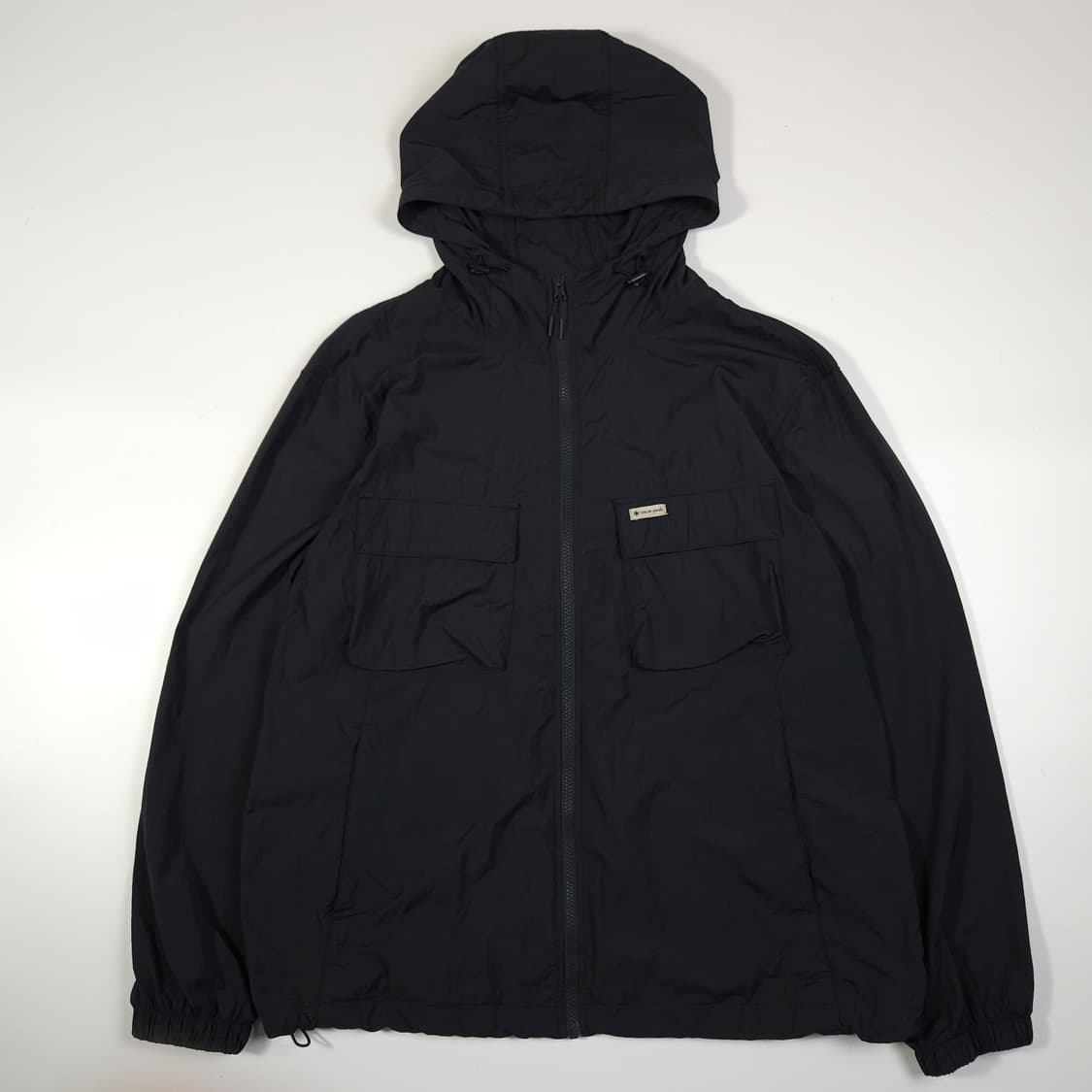 스노우피크 나일론 바람막이 블랙 상품이미지1