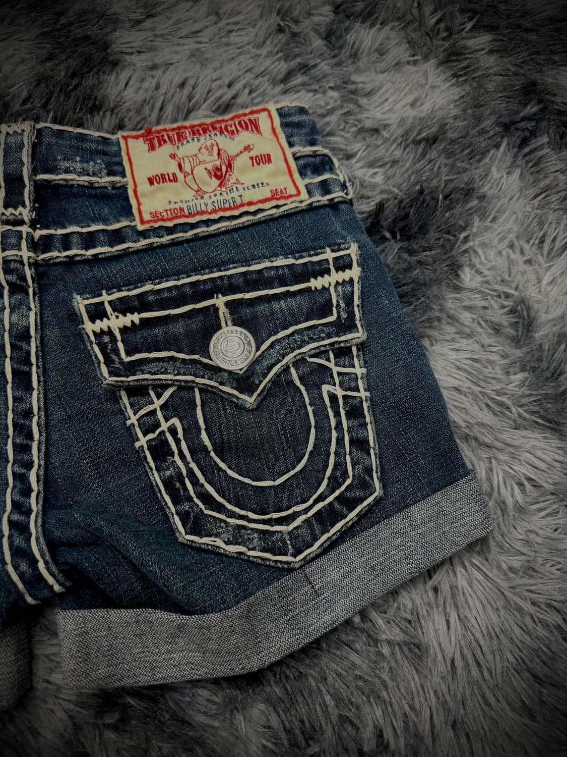 True Religion 화이트 스티치 데님 숏팬츠 상품이미지6