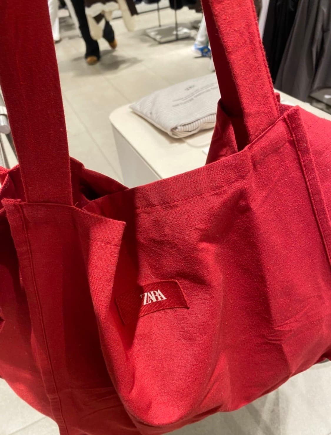 (새상품)ZARA 자라 레드 에코백 토트백 숄더백 자라 가방 여행가방 상품이미지4