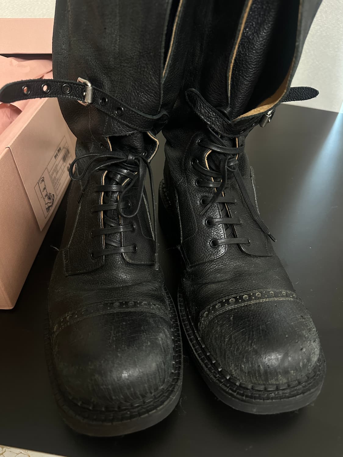 미우미우 벨티드 스트랩 레더 롱 부츠 38.5 상품이미지2