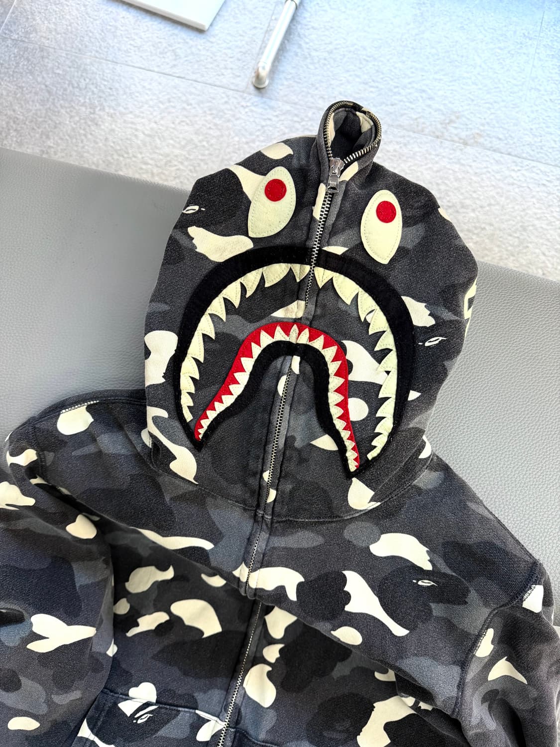 L/ 베이프 시티카모 샤크 후드 풀집업 상품이미지9